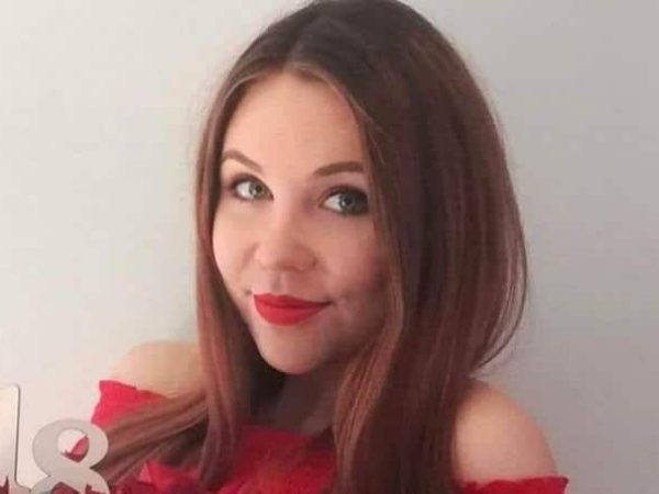Kostenlose Live Sex Cams mit hemmungslosen Flittchen die versaut chatten wollen